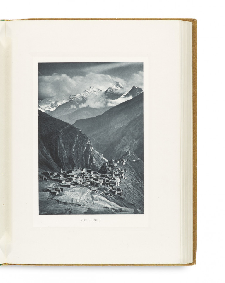 Image:
                        Lot 1642