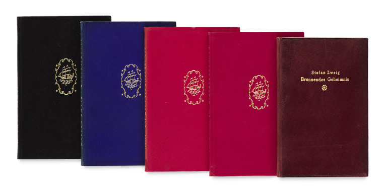 Image:
                        Lot 805