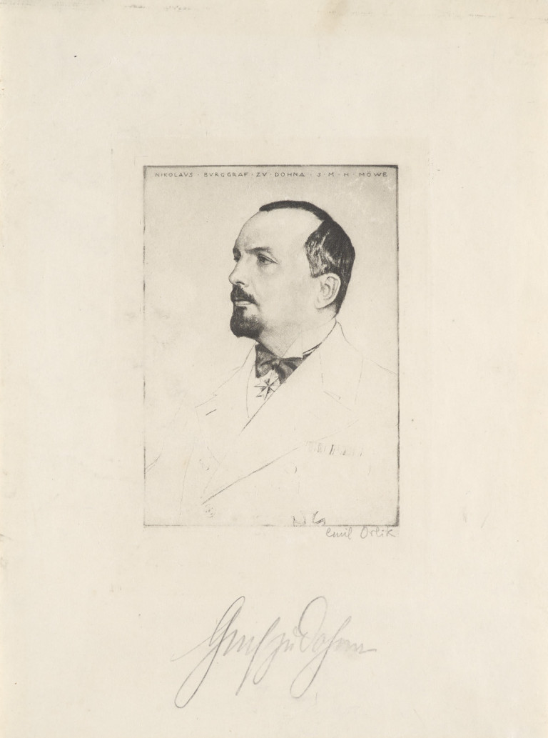 Image:
                        Lot 810