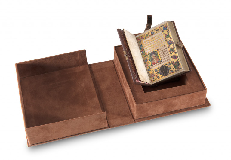 Image: 1