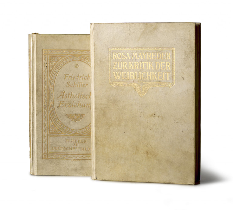 Image:
                        Lot 707