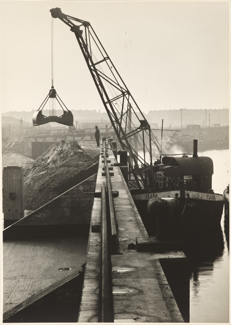 Image:
                        Lot 1735