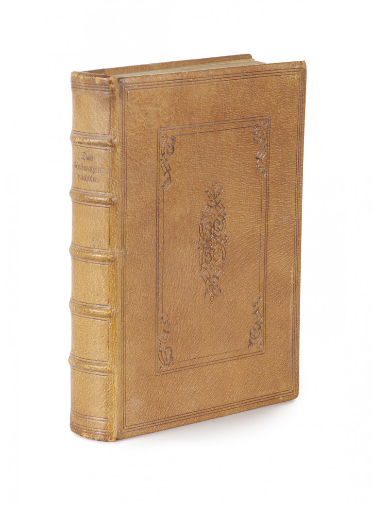 Image:
                        Lot 1005