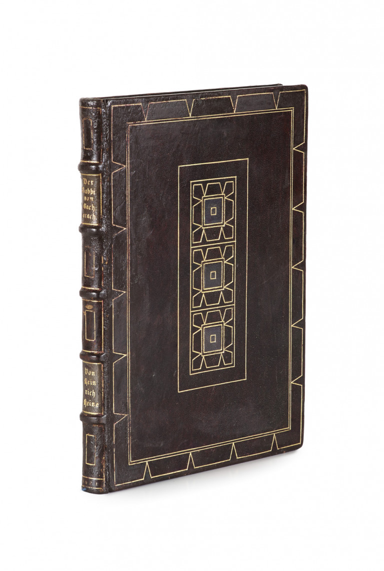 Image:
                        Lot 607