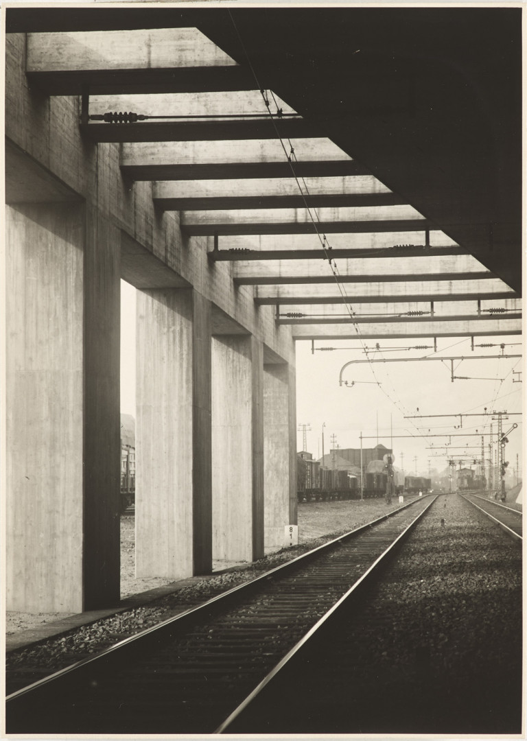 Image: 1