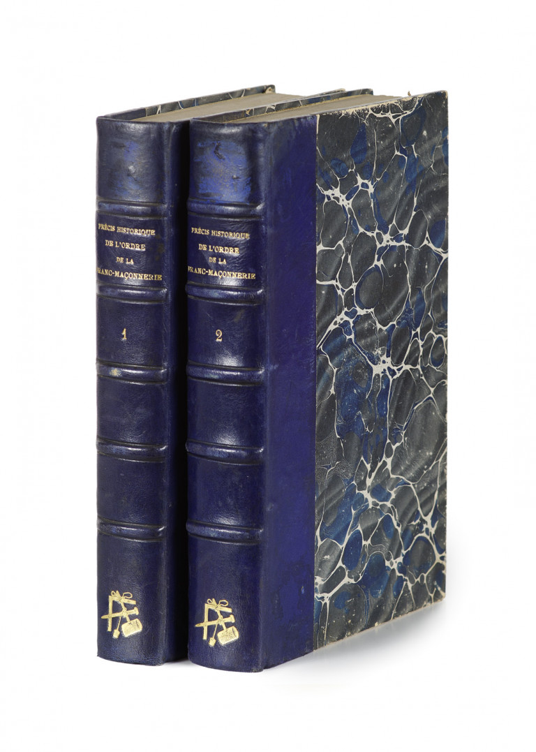 Image:
                        Lot 380