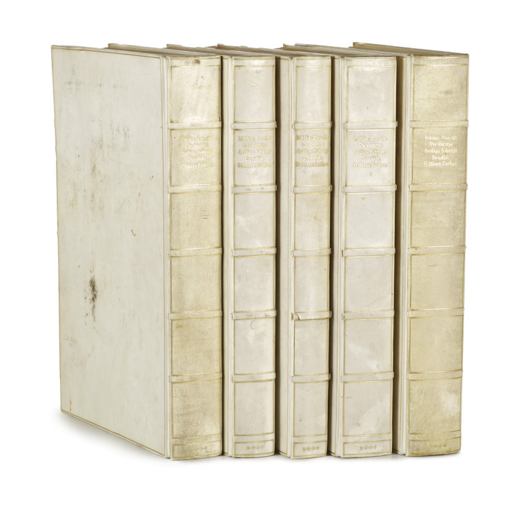 Image:
                        Lot 68