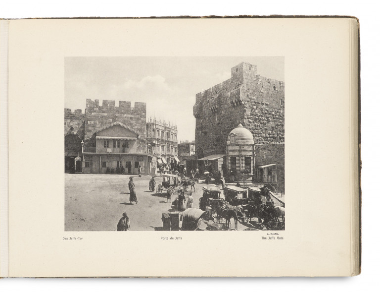 Image:
                        Lot 1719