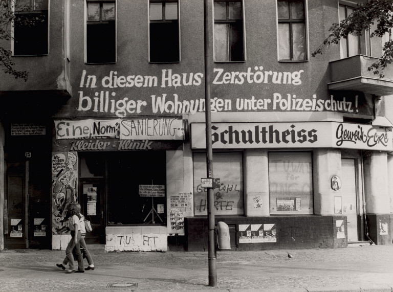 Bild:
                        Los 1688