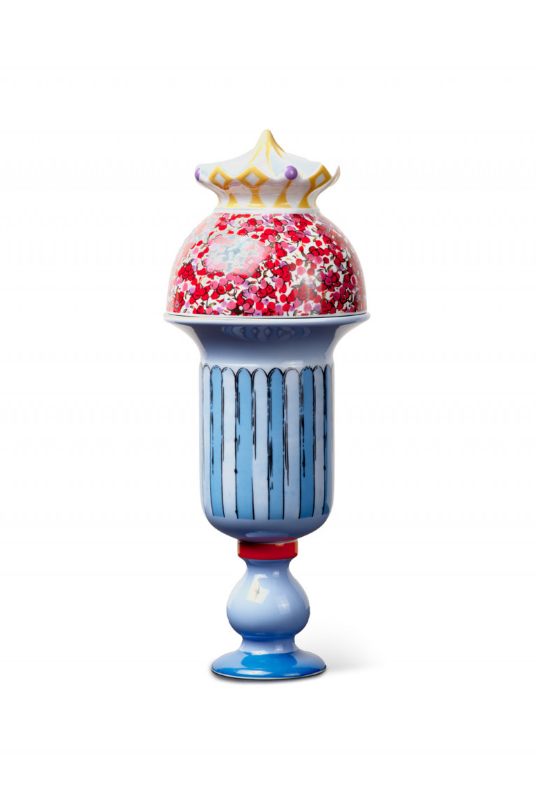 Image:
                        Lot 439