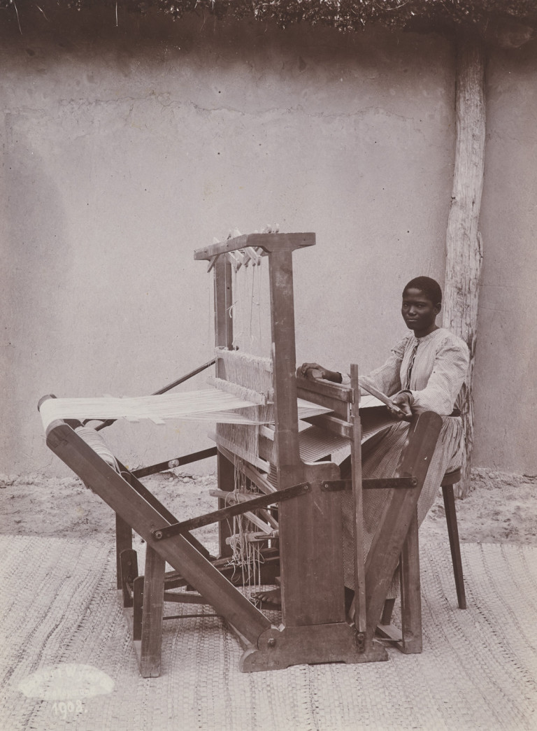 Image:
                        Lot 1370