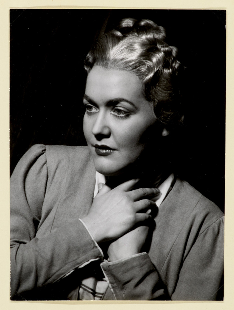 Image:
                        Lot 1408