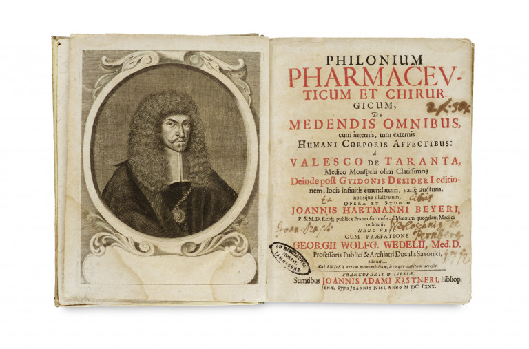 Image:
                        Lot 994