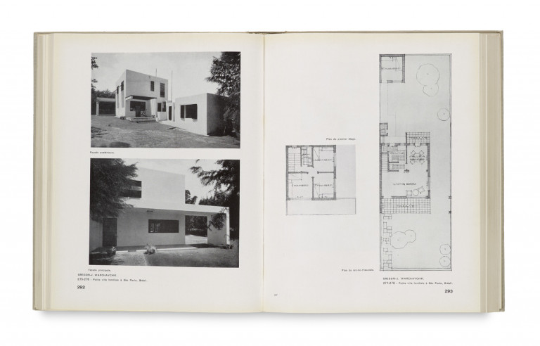 Image:
                        Lot 444