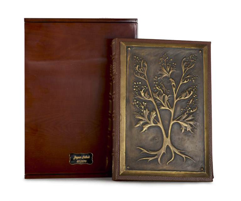 Image:
                        Lot 1261