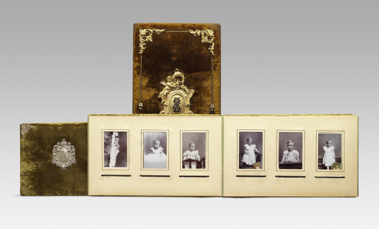 Image:
                        Lot 1405