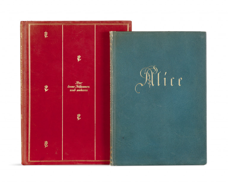 Image:
                        Lot 796