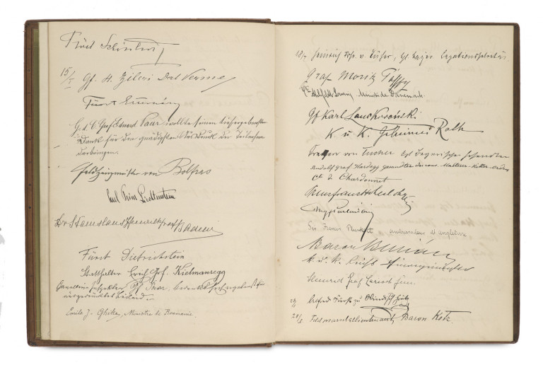 Image:
                        Lot 189