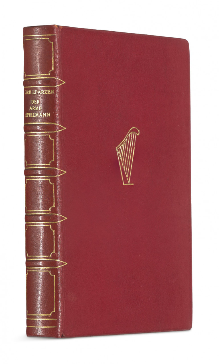 Image:
                        Lot 489