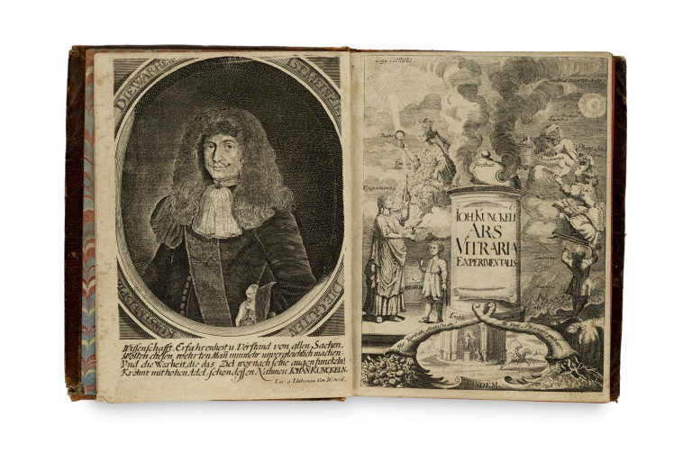 Image:
                        Lot 1085