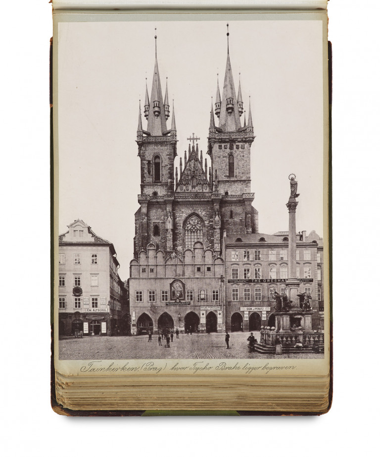 Image:
                        Lot 1389