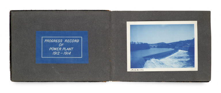 Image:
                        Lot 1422