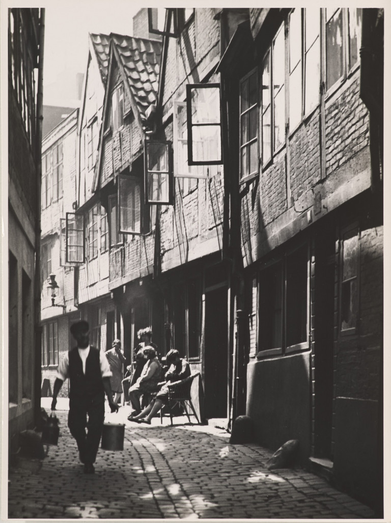 Image: 1
