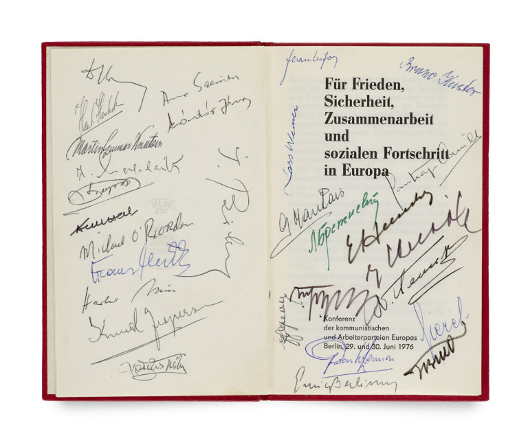 Image:
                        Lot 75