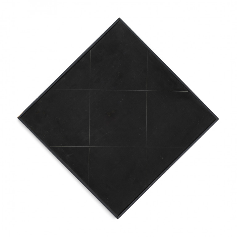 Image:
                        Lot 658