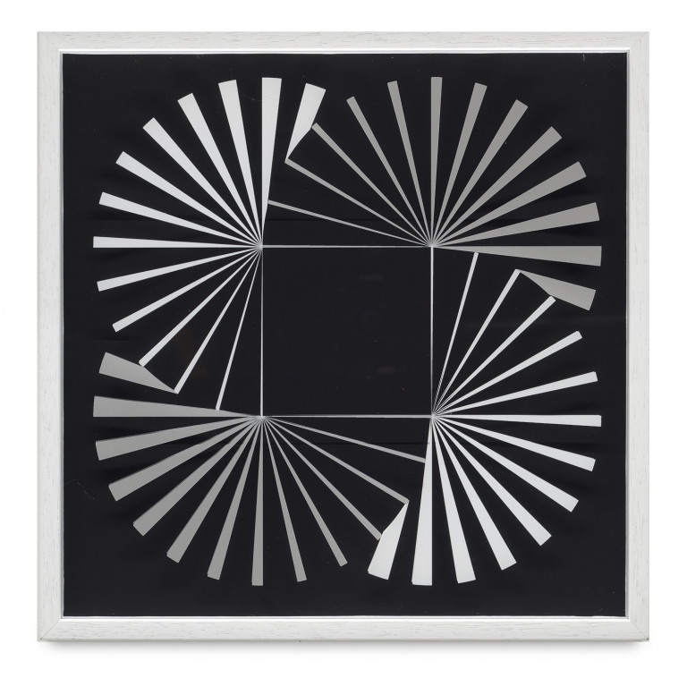 Image:
                        Lot 795