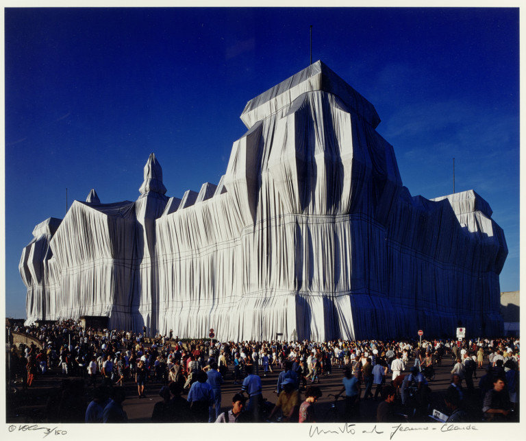 Image:
                        Lot 197