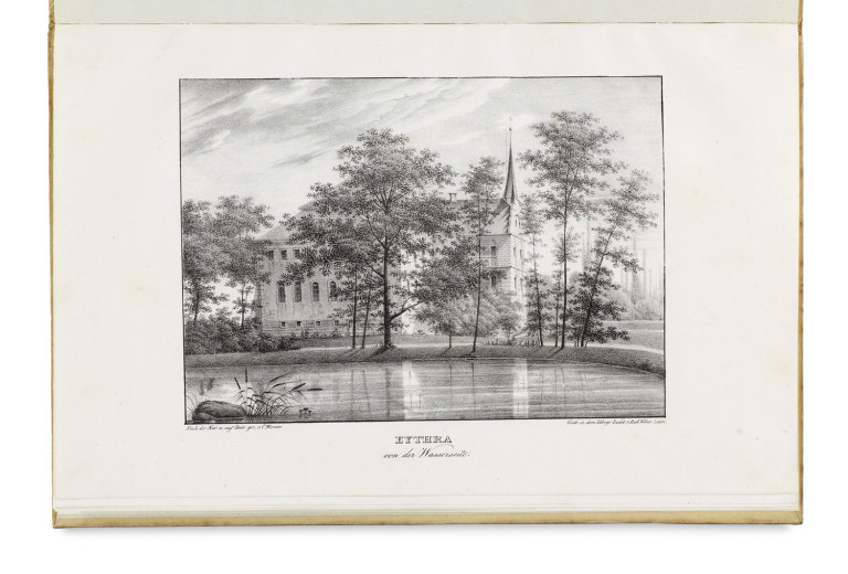Image:
                        Lot 495