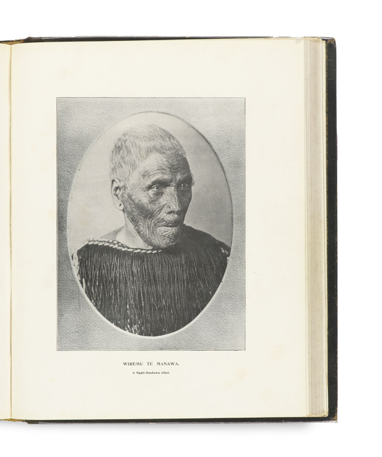 Image:
                        Lot 442