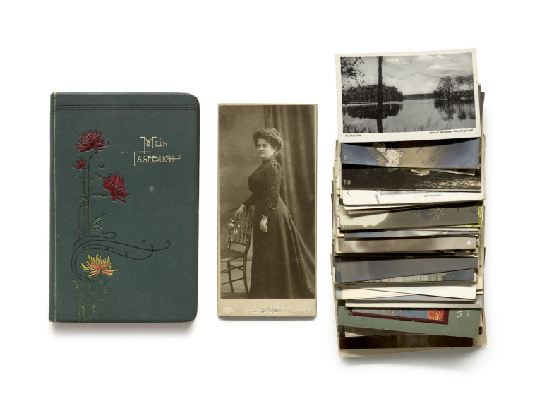 Image:
                        Lot 100
